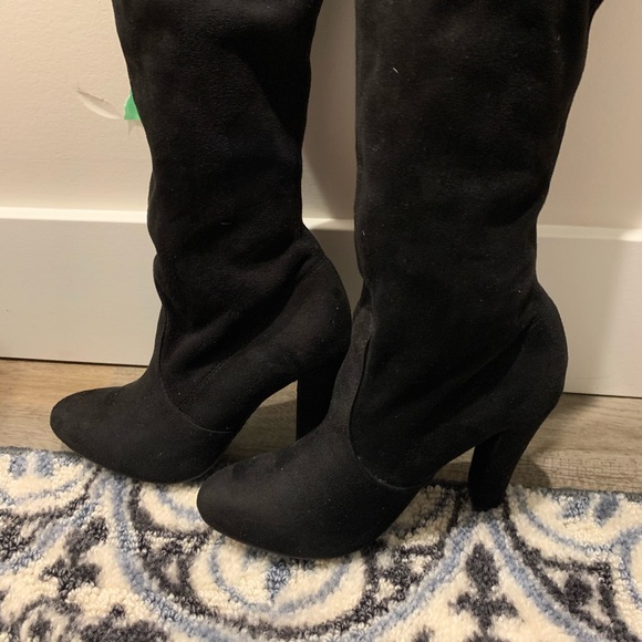 Steve Madden Black Seude Over the Knee Boots - Picture 7 of 7